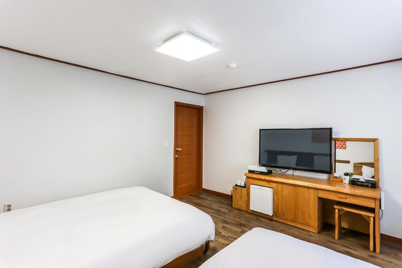 Fantastic Ocean View Sydney Hotel Jeju Luaran gambar