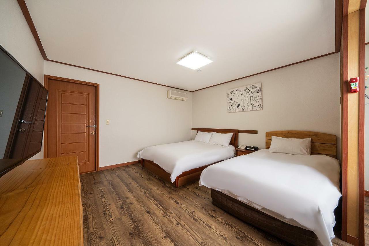 Fantastic Ocean View Sydney Hotel Jeju Luaran gambar